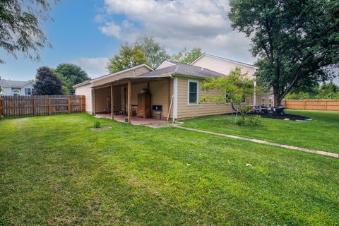 Tiny photo for 639 Academy Drive, Galloway, OH 43119 (MLS # 226029186)