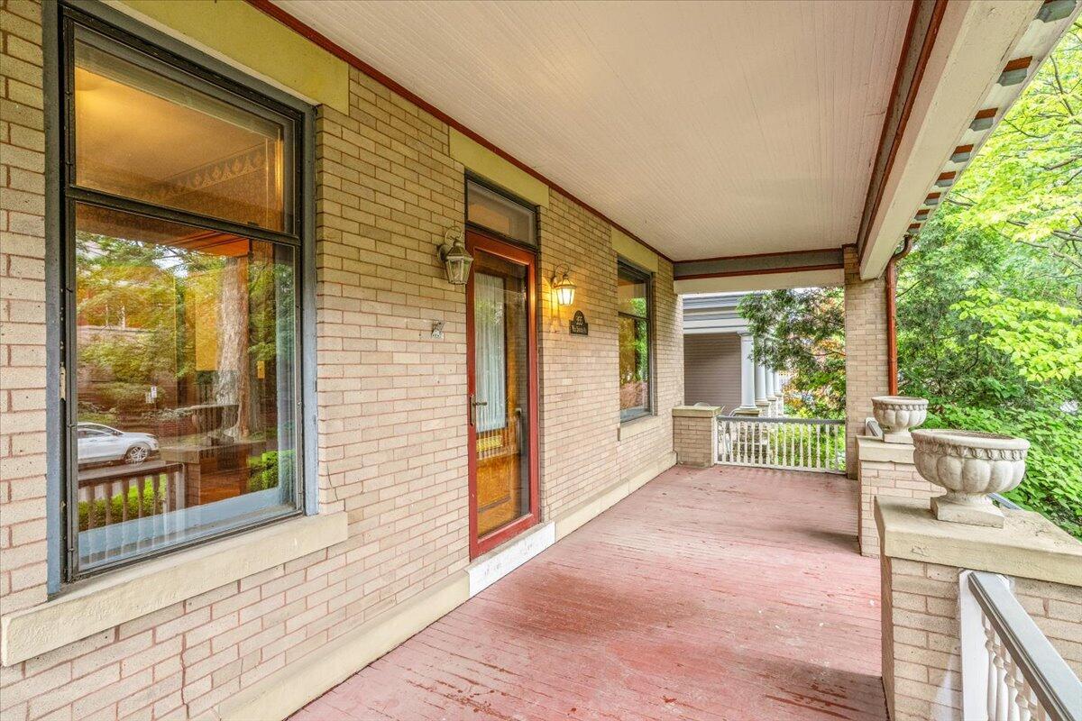 355 W 7th Avenue, Columbus, Ohio image 5