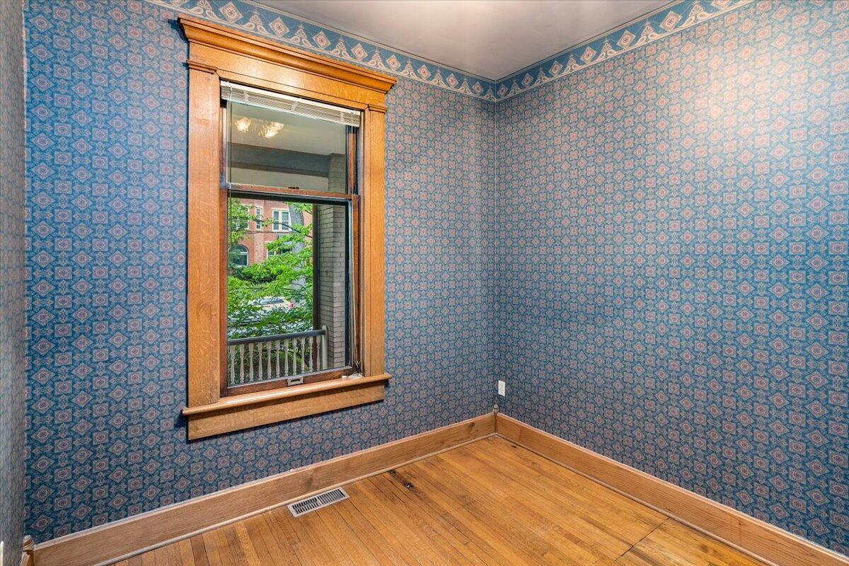 355 W 7th Avenue, Columbus, Ohio image 22