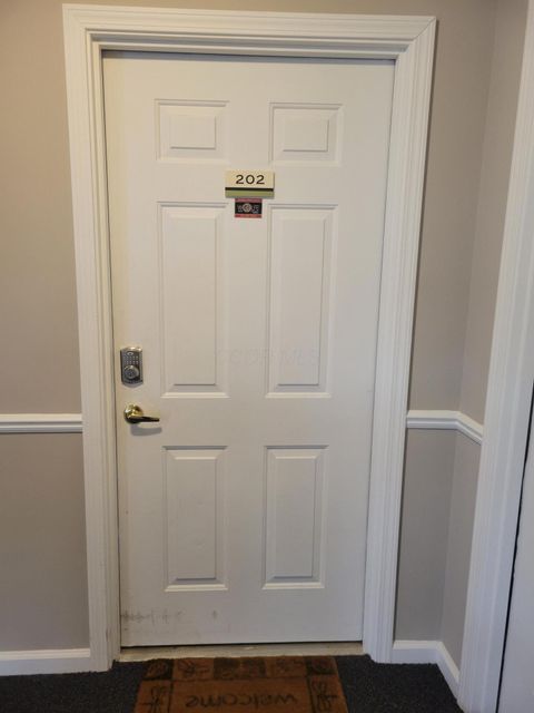 Tiny photo for 3137 Heron Pointe 202 #202, Columbus, OH 43231 (MLS # 226002915)