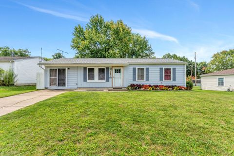 Photo of 349 Laurel Court, Sunbury, OH 43074 (MLS # 225040456) Photo of 349 Laurel Court, Sunbury, OH 43074 (MLS # 225040456)