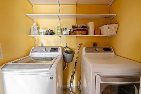 Tiny photo for 3140 Palomar Avenue, Columbus, OH 43231 (MLS # 225044752)