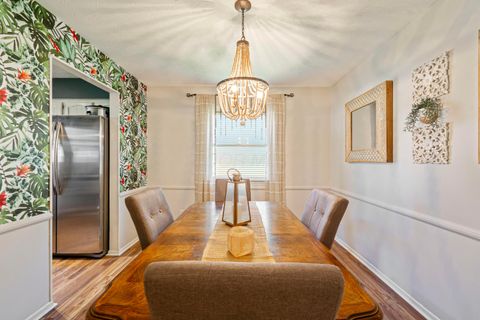 Tiny photo for 3140 Palomar Avenue, Columbus, OH 43231 (MLS # 225044752)