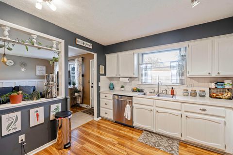 Tiny photo for 3140 Palomar Avenue, Columbus, OH 43231 (MLS # 225044752)