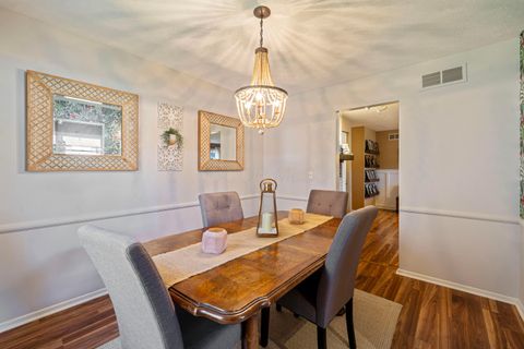 Tiny photo for 3140 Palomar Avenue, Columbus, OH 43231 (MLS # 225044752)