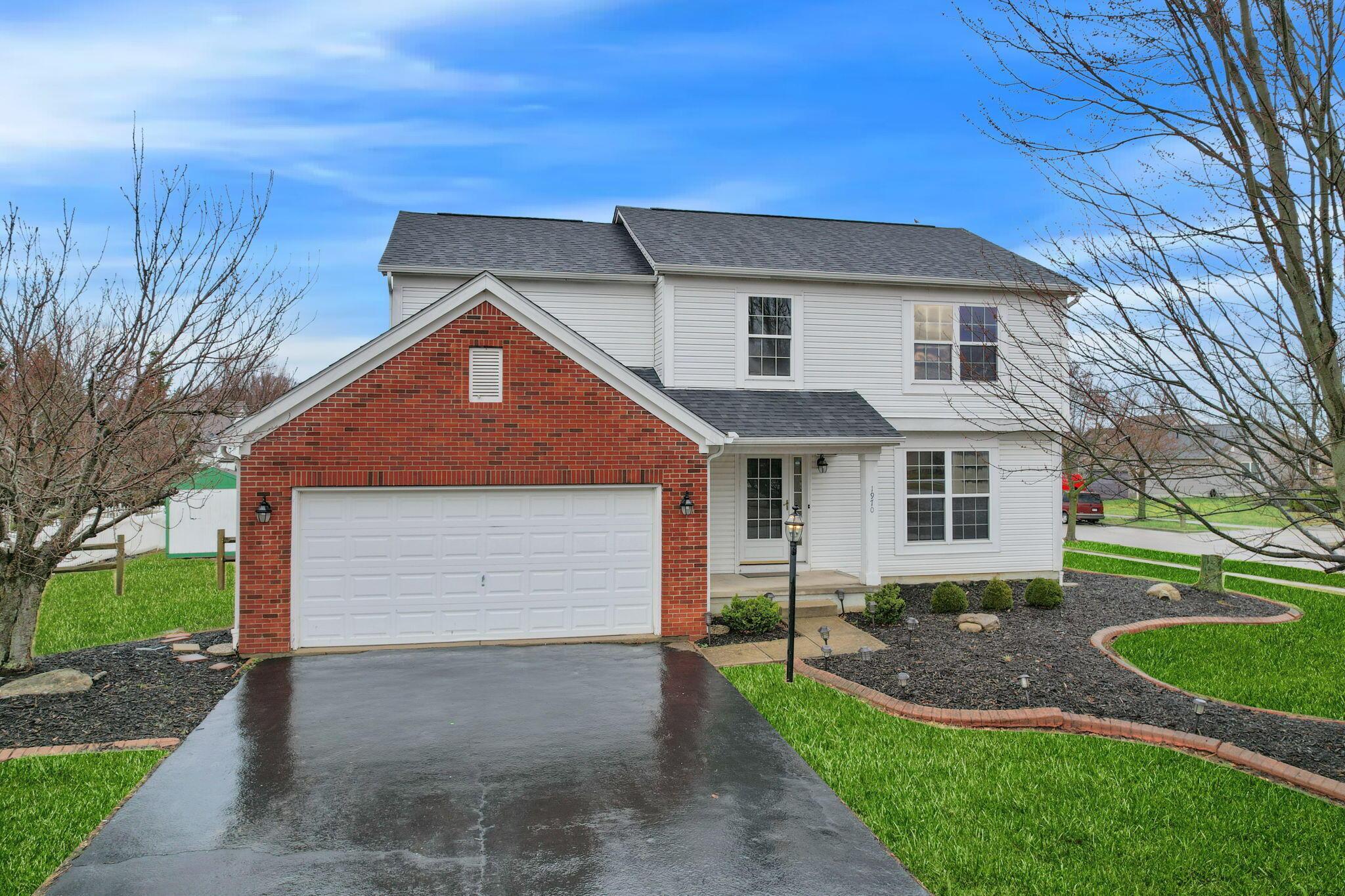 1970 Twin Flower Circle, Grove City, Ohio image 1