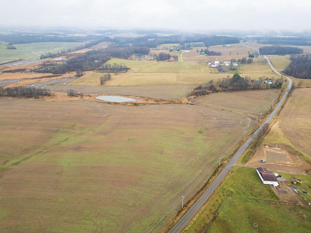 Divelbiss Road, Fredericktown, Ohio image 19