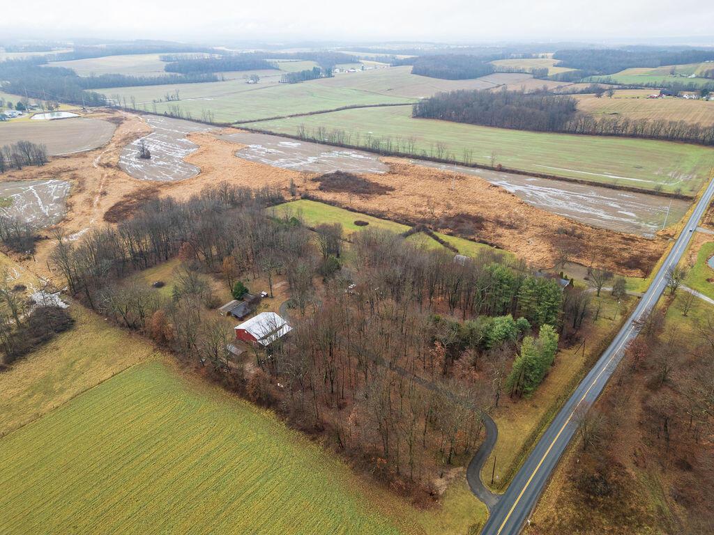 Divelbiss Road, Fredericktown, Ohio image 15