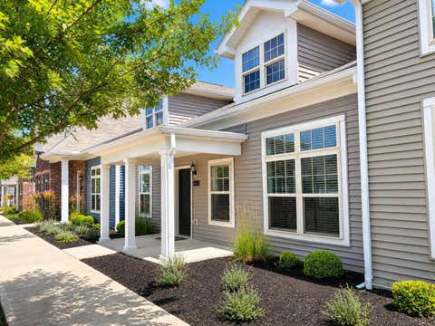 Tiny photo for 5612 Apothecary Way, New Albany, OH 43054 (MLS # 226029606)