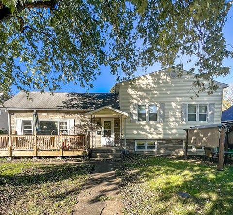 Photo for 520 W Washington Street