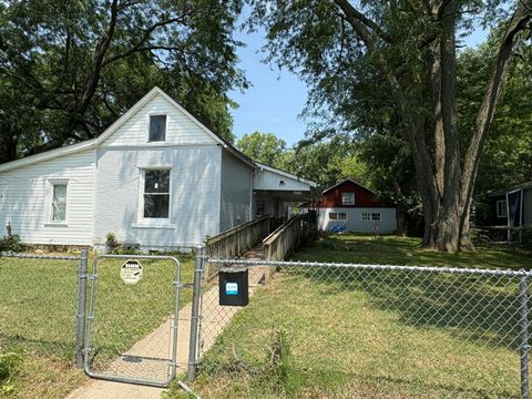 Photo of 3040 E 7th Avenue, Columbus, OH 43219 (MLS # 226027246)