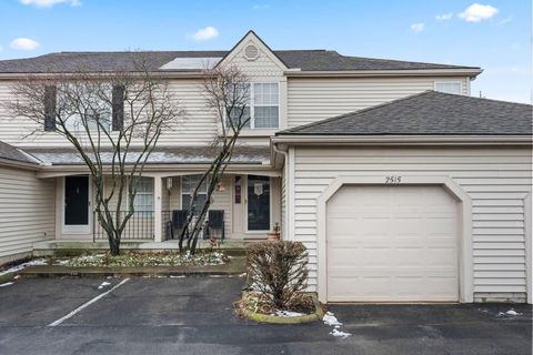 Photo of 2515 Dahlia Way 64C #64C, Columbus, OH 43235 (MLS # 226006261)