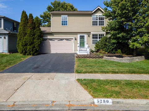 Photo of 5280 Goldfield Drive, Hilliard, OH 43026 (MLS # 226038805)