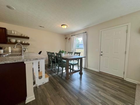 Tiny photo for 126 Twin Creek Way, Lancaster, OH 43130 (MLS # 225037794)