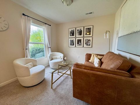 Tiny photo for 126 Twin Creek Way, Lancaster, OH 43130 (MLS # 225037794)