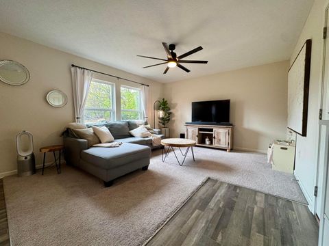 Tiny photo for 126 Twin Creek Way, Lancaster, OH 43130 (MLS # 225037794)