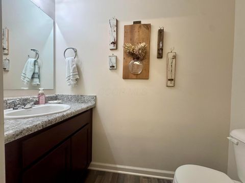 Tiny photo for 126 Twin Creek Way, Lancaster, OH 43130 (MLS # 225037794)