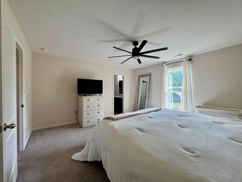 Tiny photo for 126 Twin Creek Way, Lancaster, OH 43130 (MLS # 225037794)