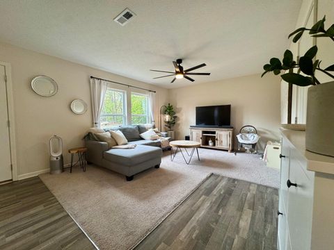 Tiny photo for 126 Twin Creek Way, Lancaster, OH 43130 (MLS # 225037794)