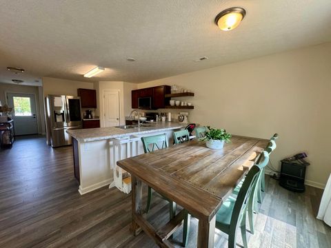 Tiny photo for 126 Twin Creek Way, Lancaster, OH 43130 (MLS # 225037794)