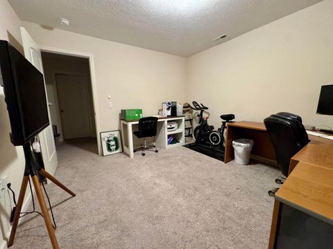 Tiny photo for 126 Twin Creek Way, Lancaster, OH 43130 (MLS # 225037794)