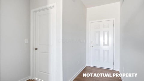 Tiny photo for 254 Vine Grove Drive, Circleville, OH 43113 (MLS # 226039104)