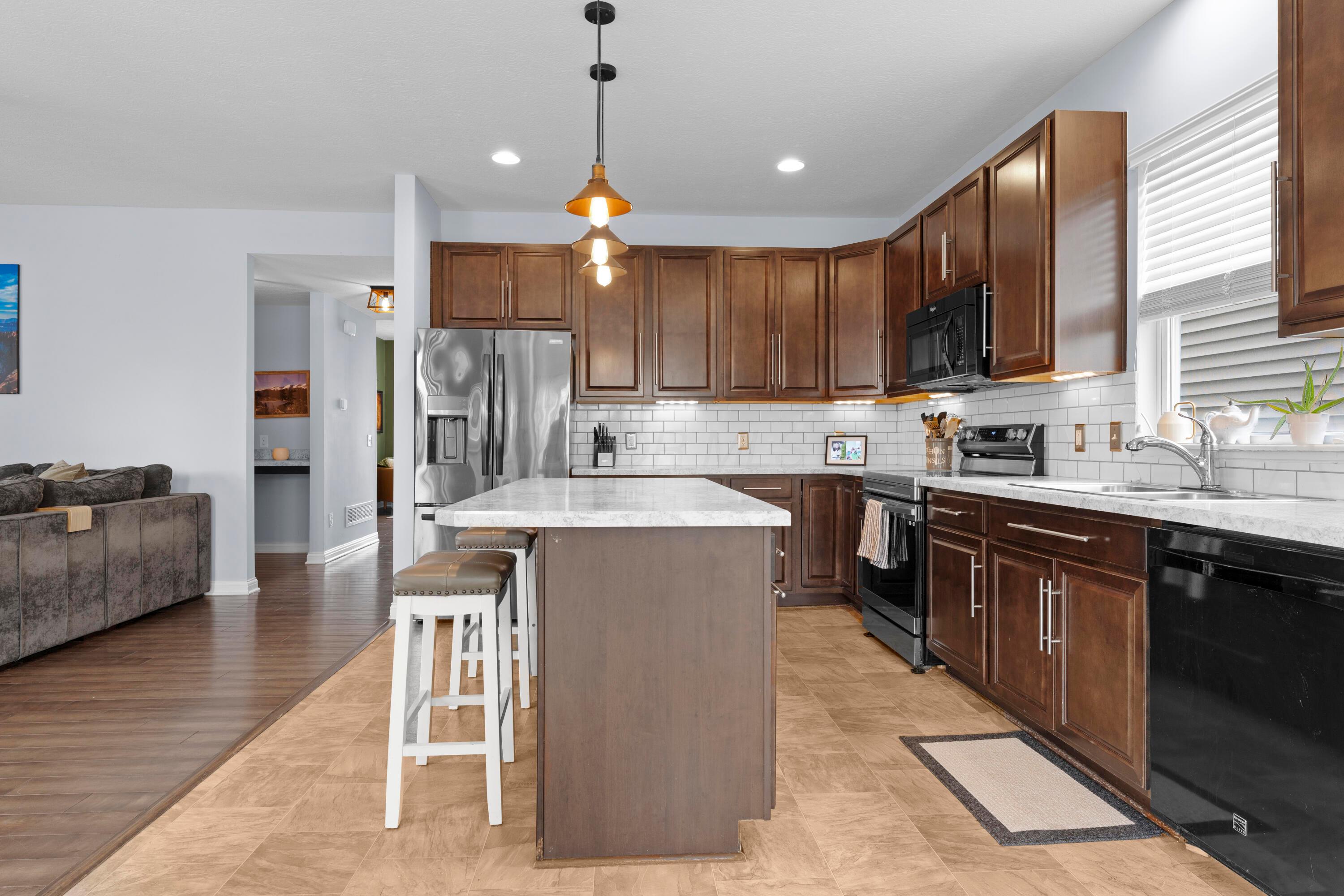 8644 Aconite Drive, Blacklick, Ohio image 22