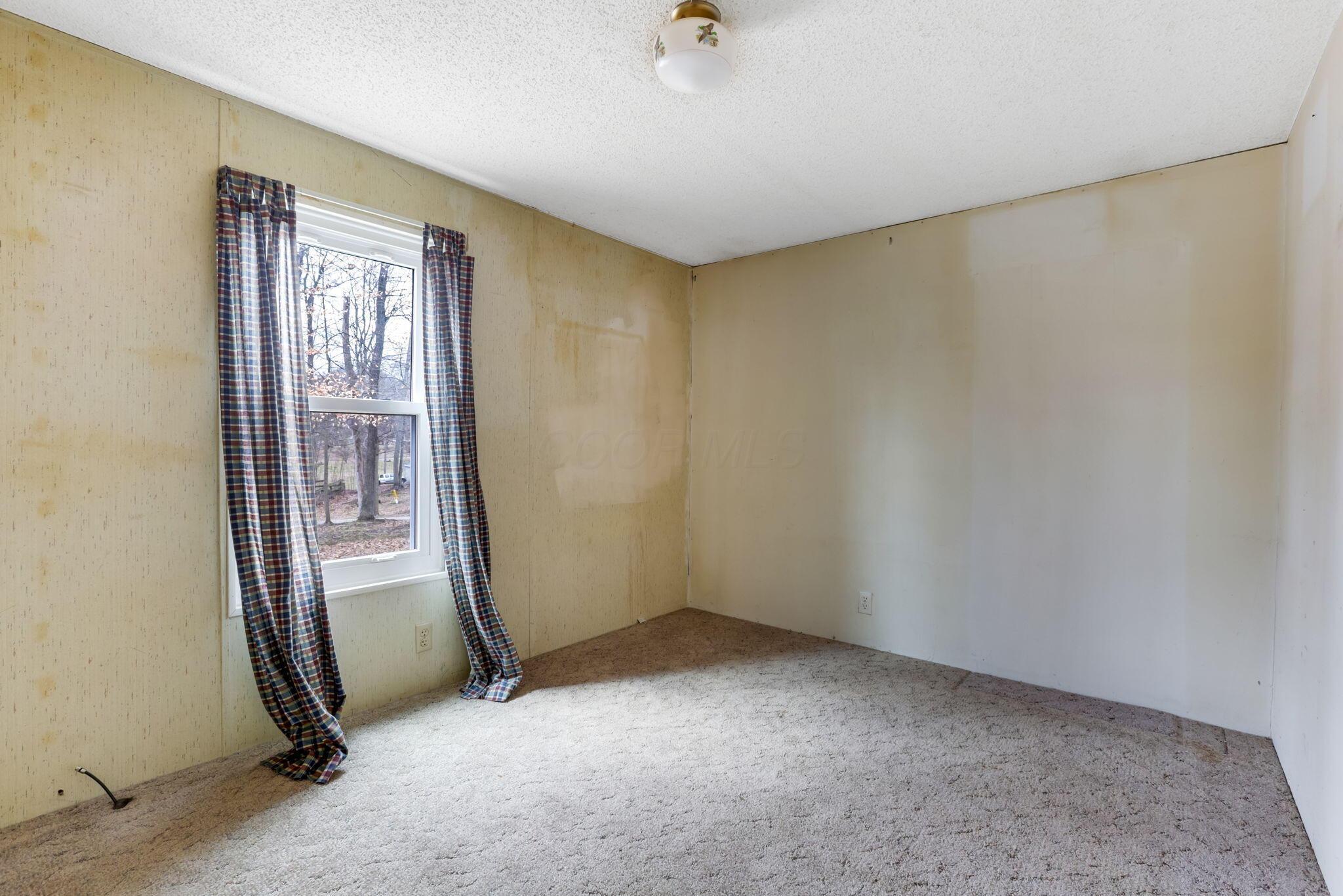 7558 Township Road 37, Somerset, Ohio image 26