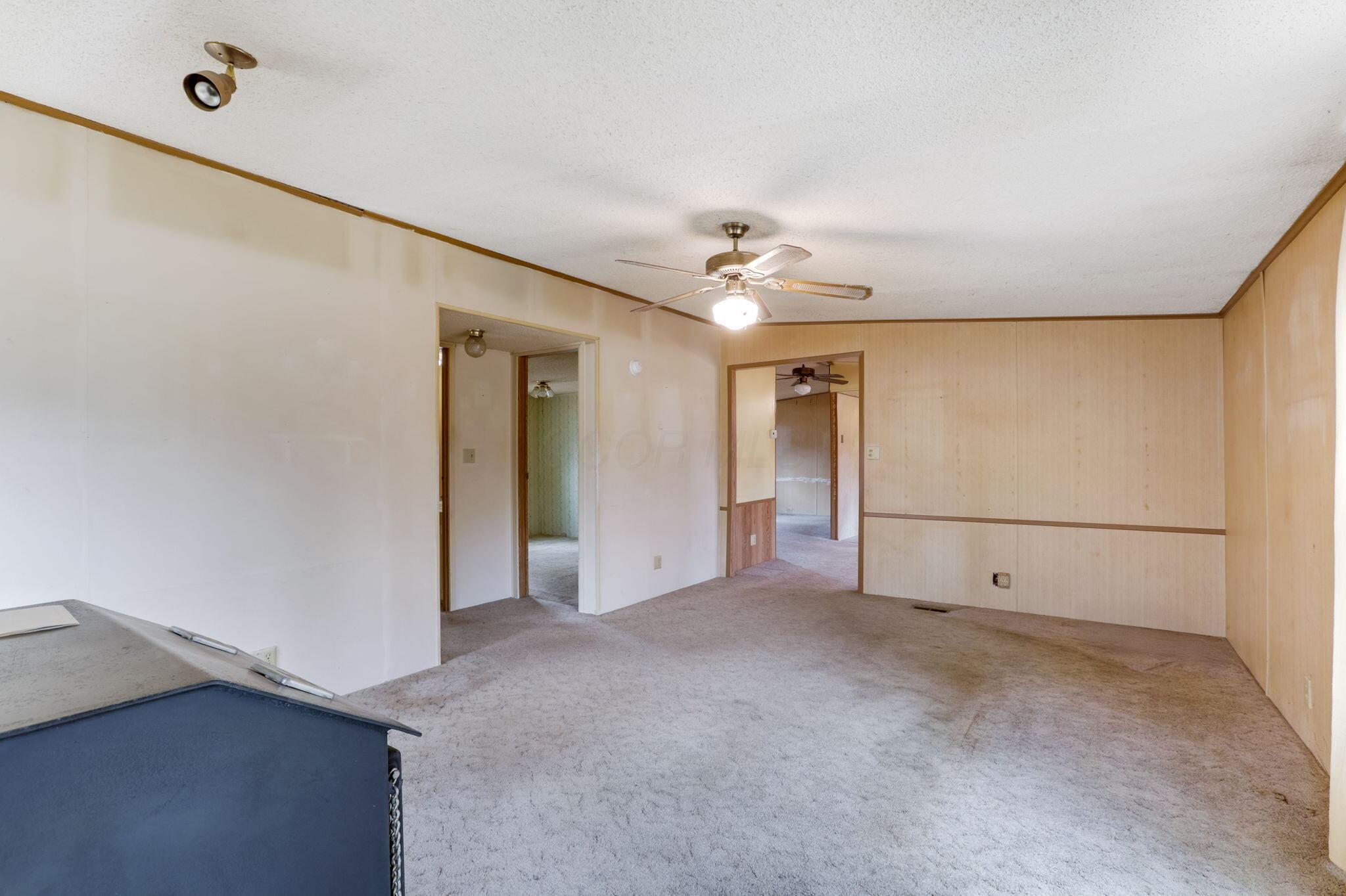 7558 Township Road 37, Somerset, Ohio image 15