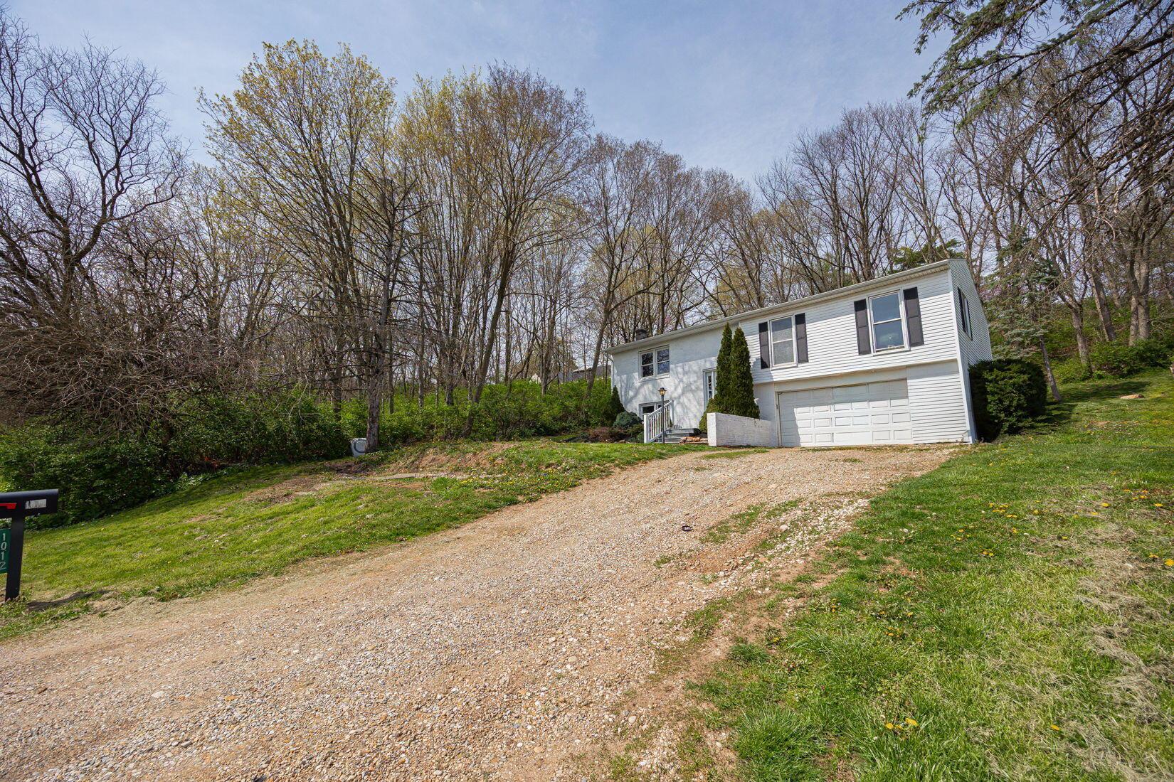 1012 Stoutsville Pike, Circleville, Ohio image 32