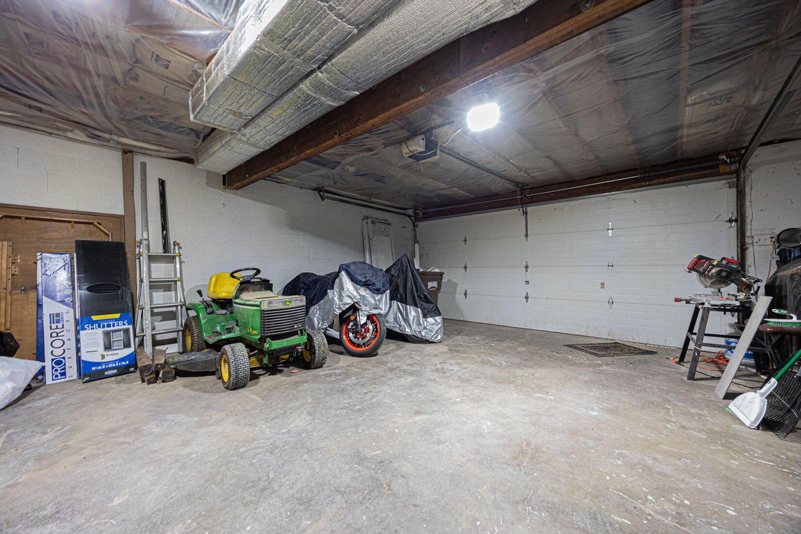 1012 Stoutsville Pike, Circleville, Ohio image 23