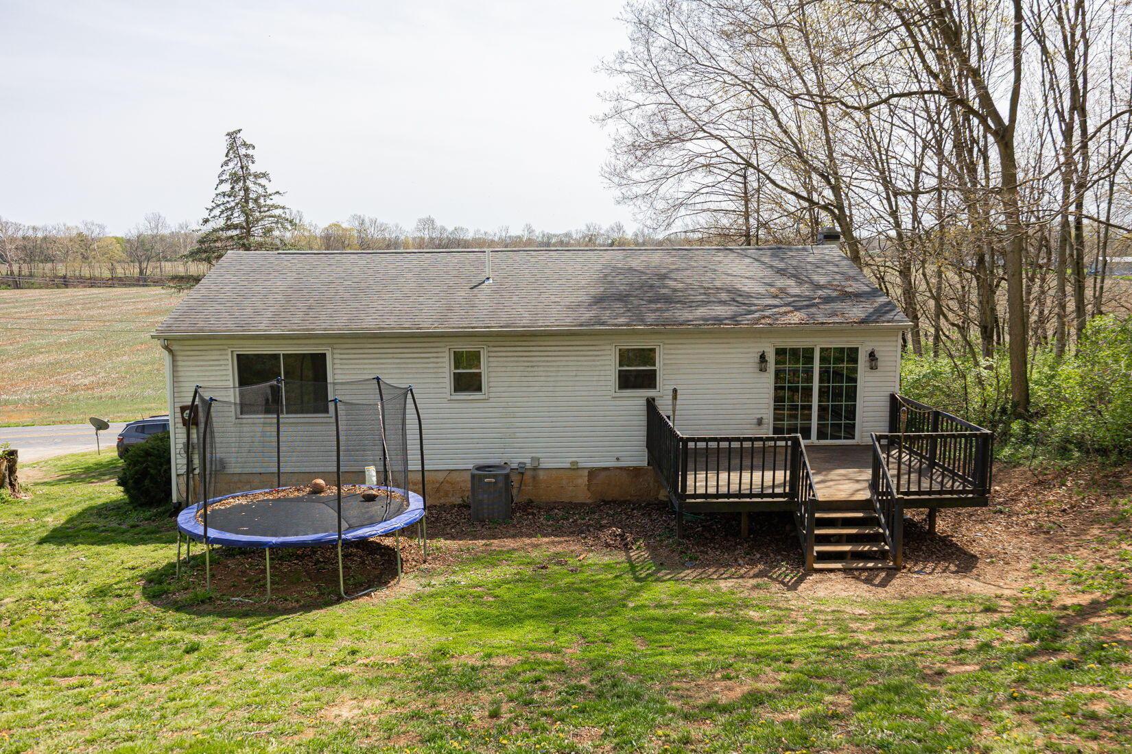 1012 Stoutsville Pike, Circleville, Ohio image 30