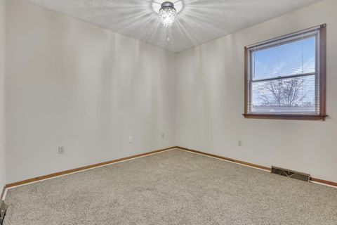 Tiny photo for 6464 Blackhaw Drive, Reynoldsburg, OH 43068 (MLS # 226000643)