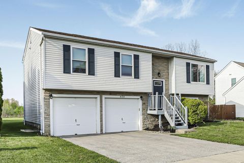 Photo of 4134 Demorest Cove Court, Grove City, OH 43123 (MLS # 226011860)