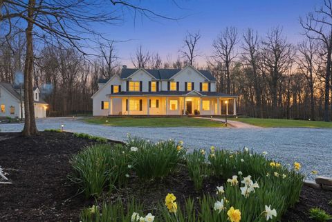 Photo of 7341 Hollow Road SW, Pataskala, OH 43062 (MLS # 226015394)