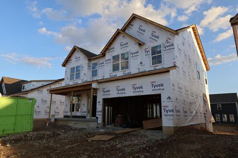 Photo of 7917 Collins Drive, Reynoldsburg, OH 43068 (MLS # 225036281)