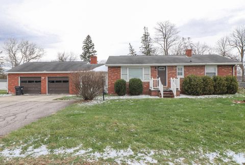 Photo of 32 Florida Avenue, Shelby, OH 44875 (MLS # 226008115)