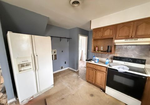 Tiny photo for 303 E Warden Street, Russells Point, OH 43348 (MLS # 226000830)