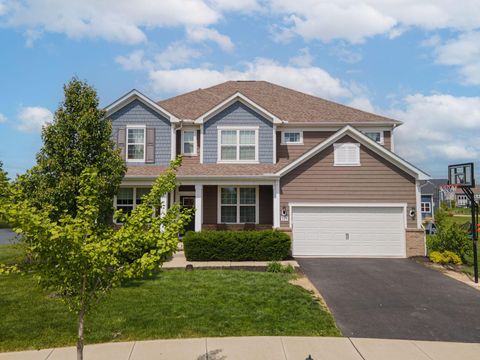 Photo of 324 Silver Fox Way, Delaware, OH 43015 (MLS # 226016421)
