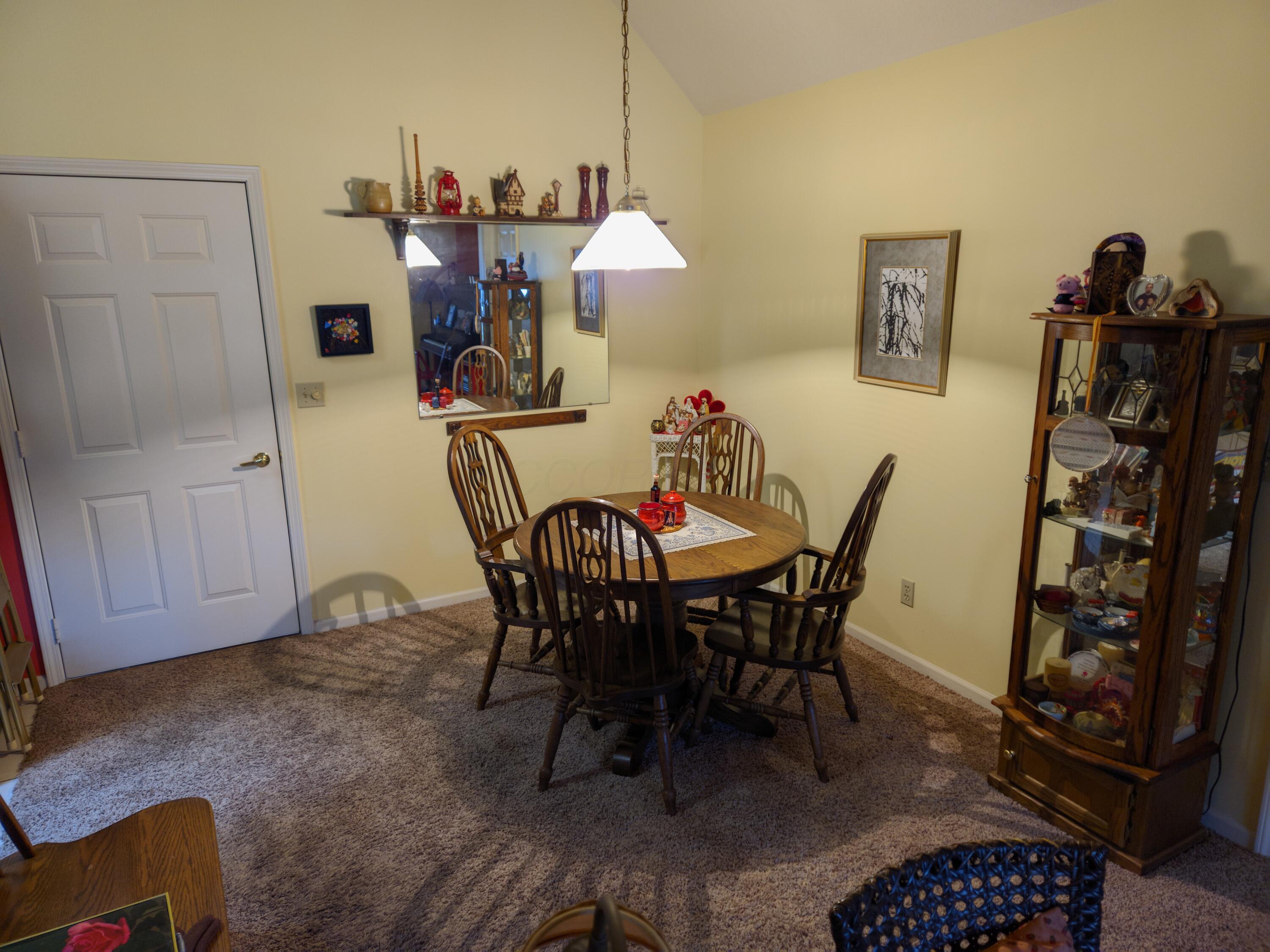 217 Shannon Lane, Granville, Ohio image 11