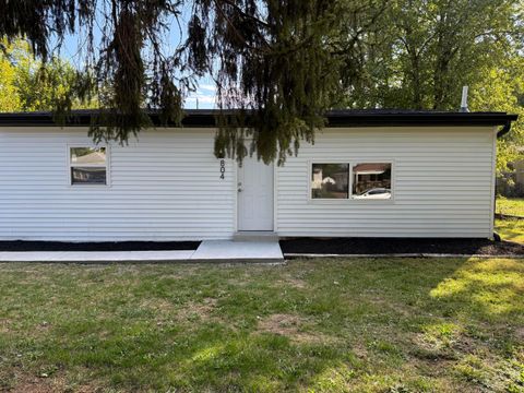 Tiny photo for 804 S Ashburton Road, Columbus, OH 43227 (MLS # 225039691)