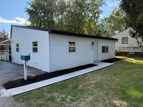 Photo of 804 S Ashburton Road, Columbus, OH 43227 (MLS # 225039691)