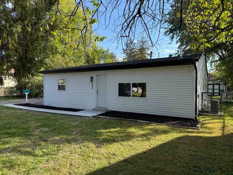 Tiny photo for 804 S Ashburton Road, Columbus, OH 43227 (MLS # 225039691)