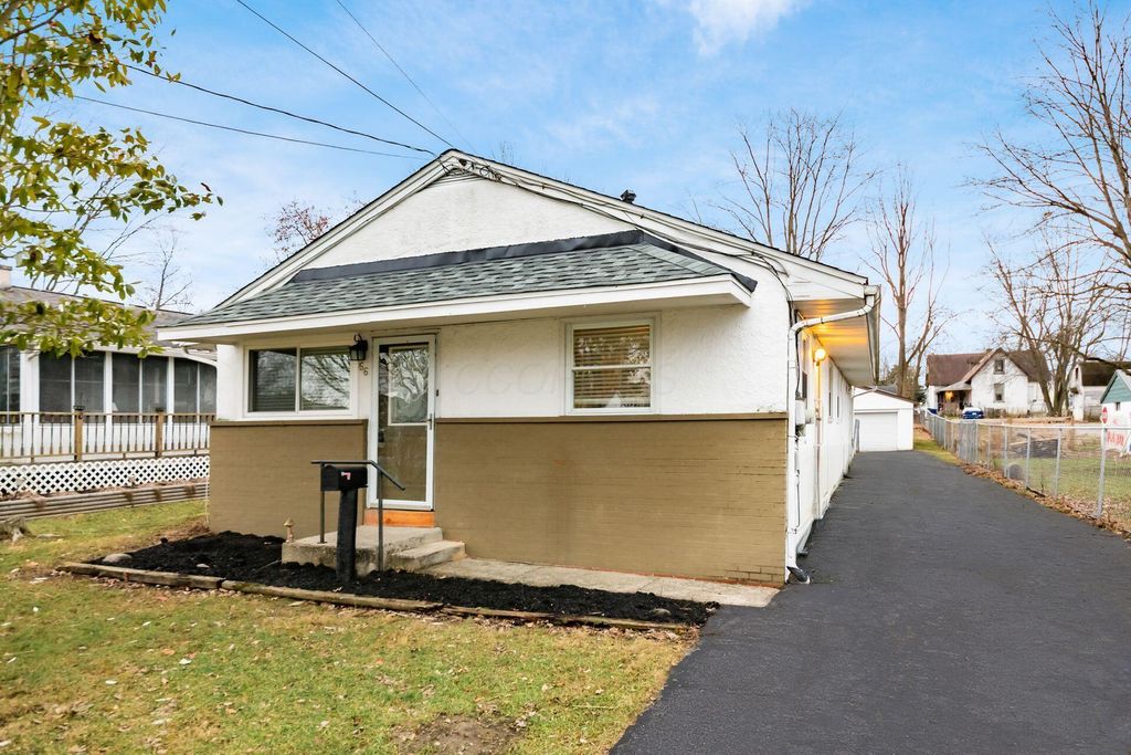 Photo of 66 Joy Avenue, Delaware, OH 43015 (MLS # 226001359)