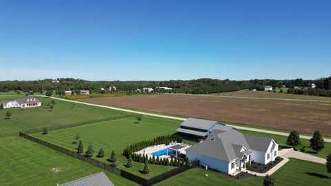 Tiny photo for 345 Snyder Road, Chillicothe, OH 45601 (MLS # 226036959)