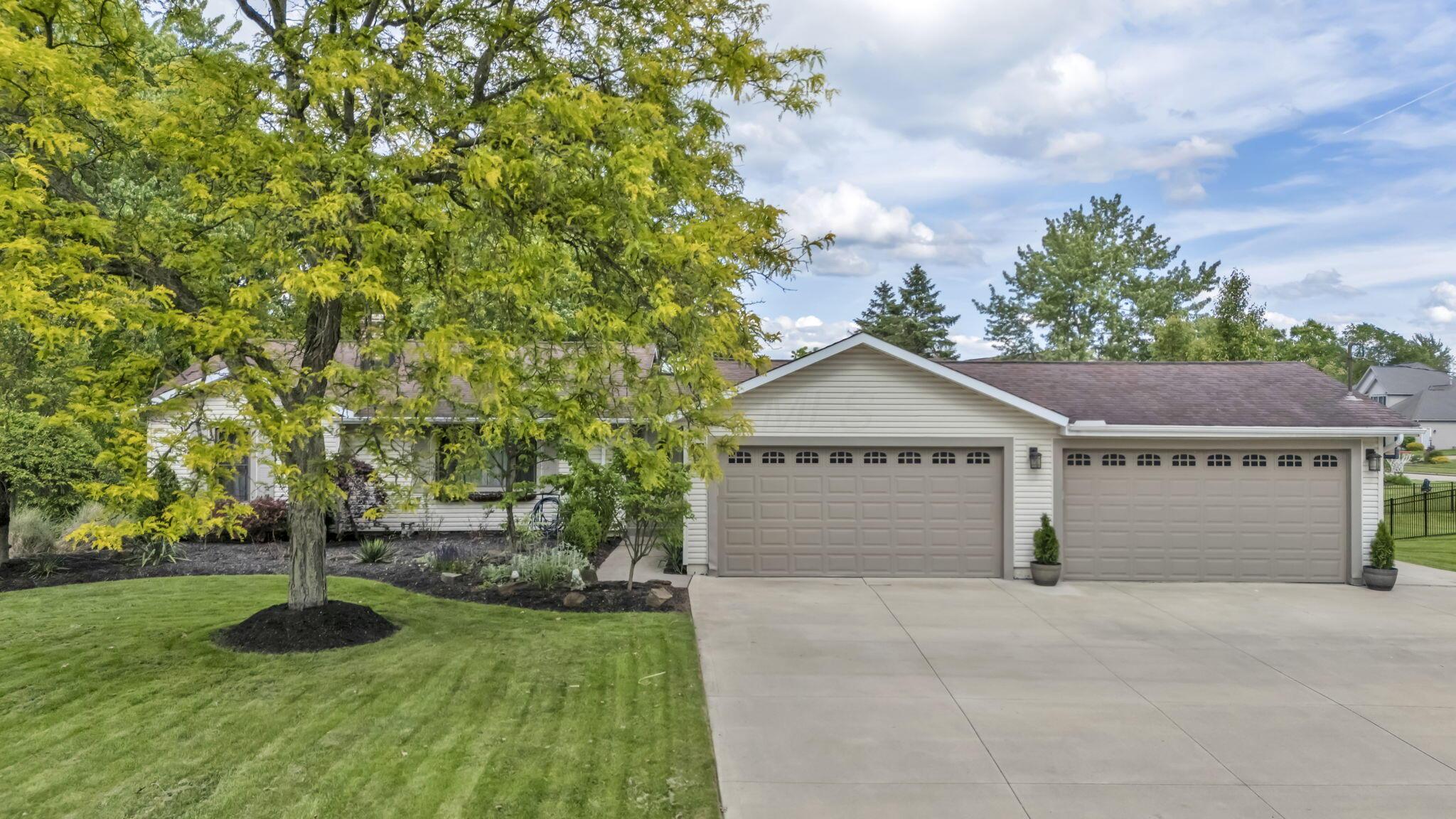 19647 Lytle Road, North Royalton, Ohio image 1