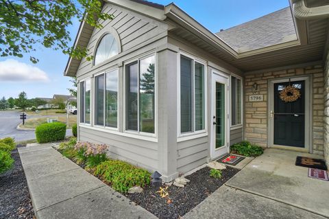 Photo of 5796 Ravine Creek Drive, Grove City, OH 43123 (MLS # 225032626)