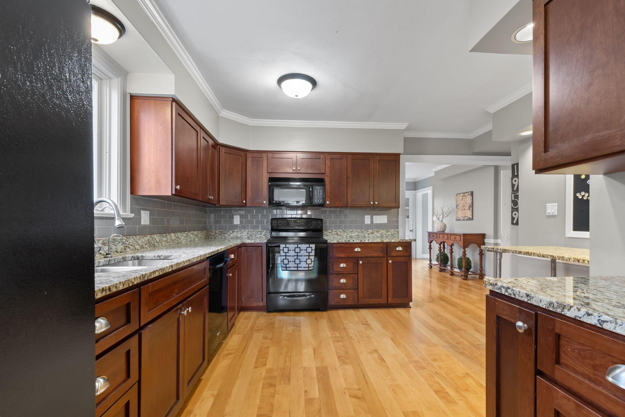 Columbus, Ohio 43221, United States, 5 Bedrooms Bedrooms, ,4 BathroomsBathrooms,Residential,Active,49796