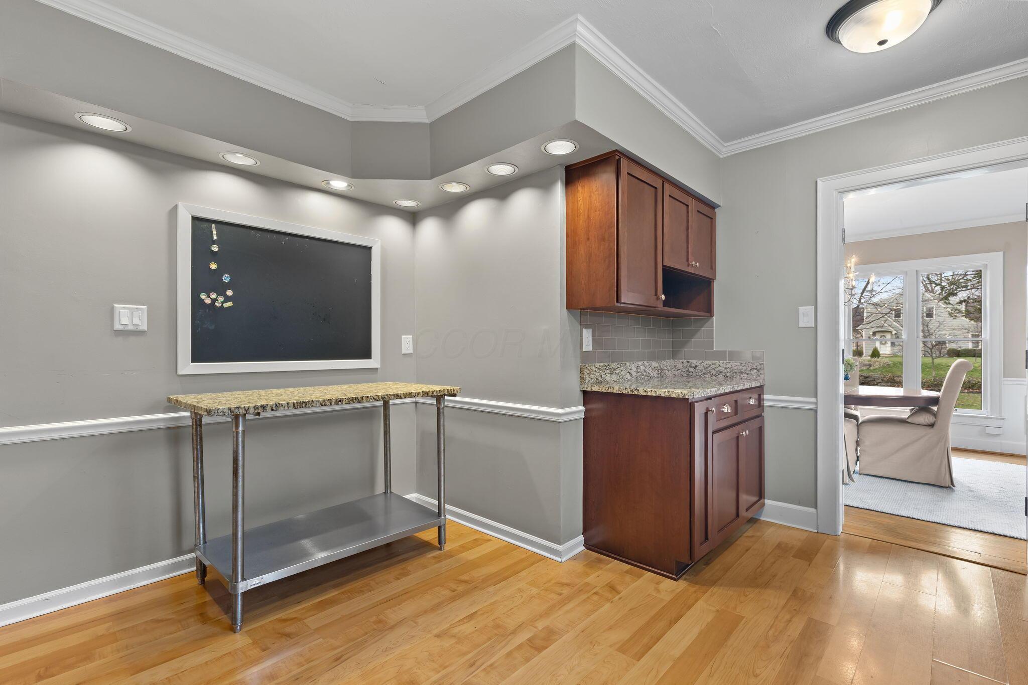 Columbus, Ohio 43221, United States, 5 Bedrooms Bedrooms, ,4 BathroomsBathrooms,Residential,Active,49796