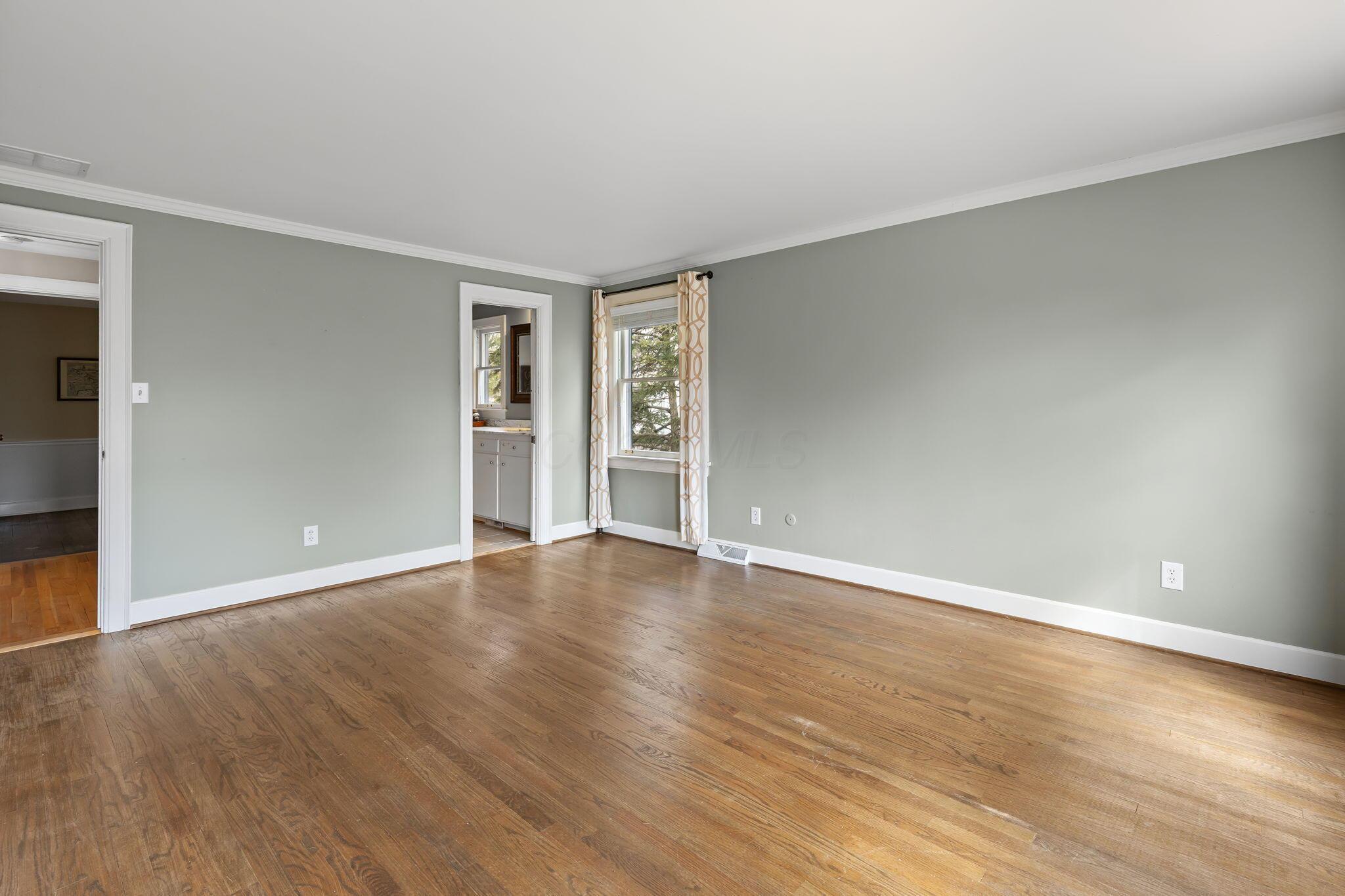 Columbus, Ohio 43221, United States, 5 Bedrooms Bedrooms, ,4 BathroomsBathrooms,Residential,Active,49796